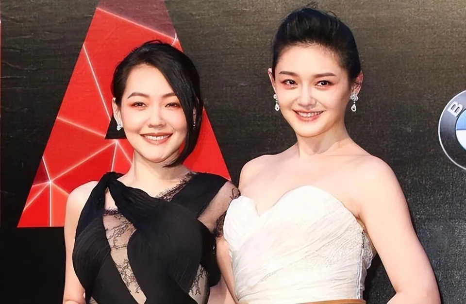 比了46年，小S终于胜过姐姐一次了，网友：多年的心愿了了