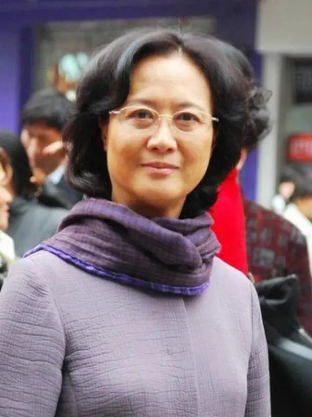她是最苦命的女演员，为何临终前将儿子托付给海清？