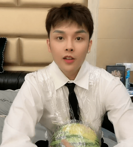 不是...他们有病吧？