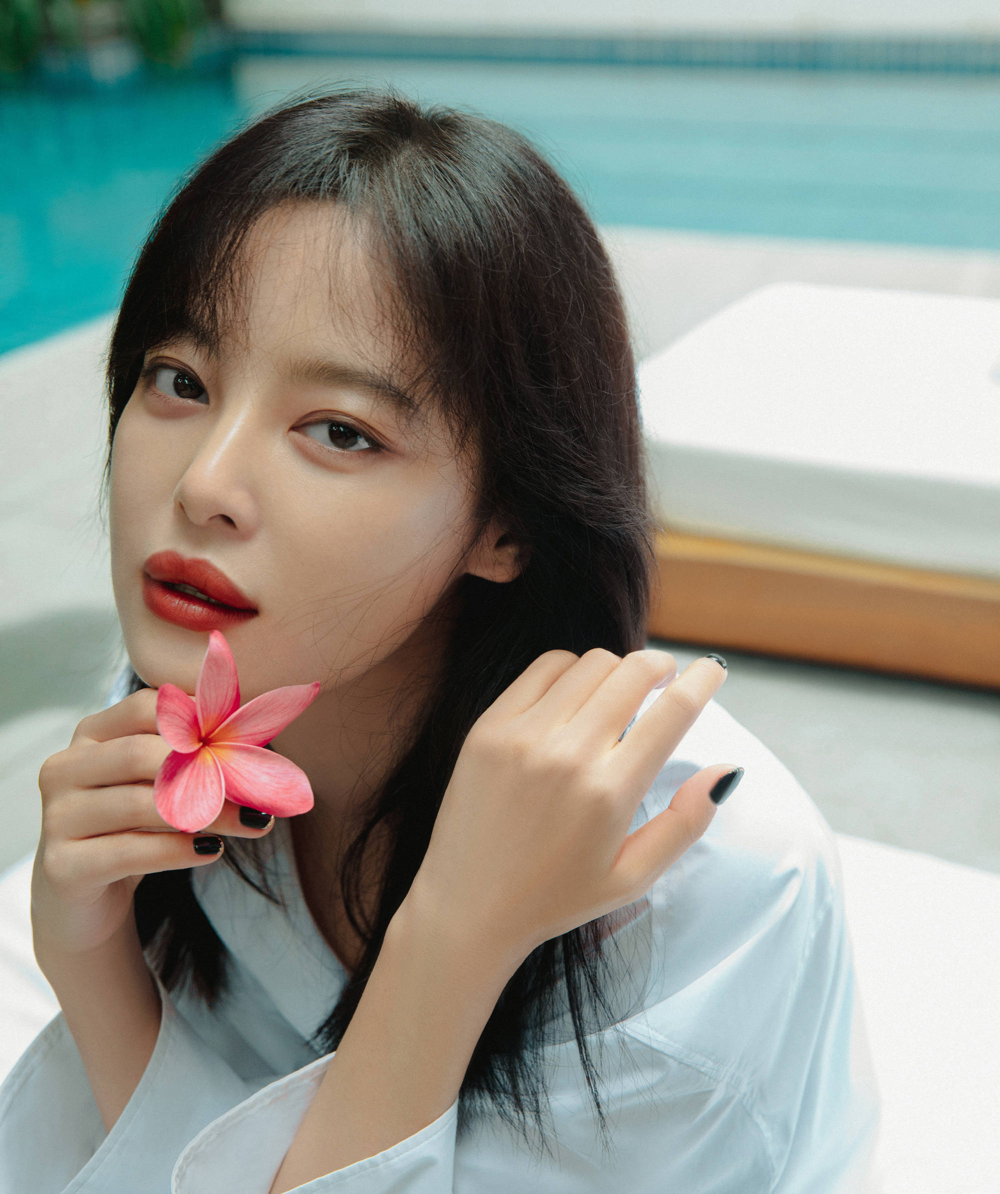 辛芷蕾回应曾被妈妈扔剪刀插到腿 帮妈妈澄清：她很爱我