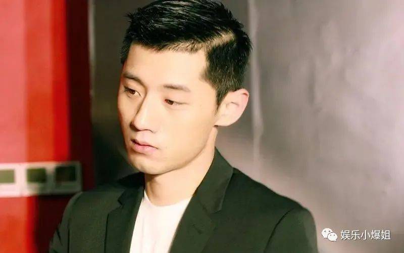 【2023.12.30】张继科最近？艺人工作室的工作效率低？死丫头又捧回吴谨言？
