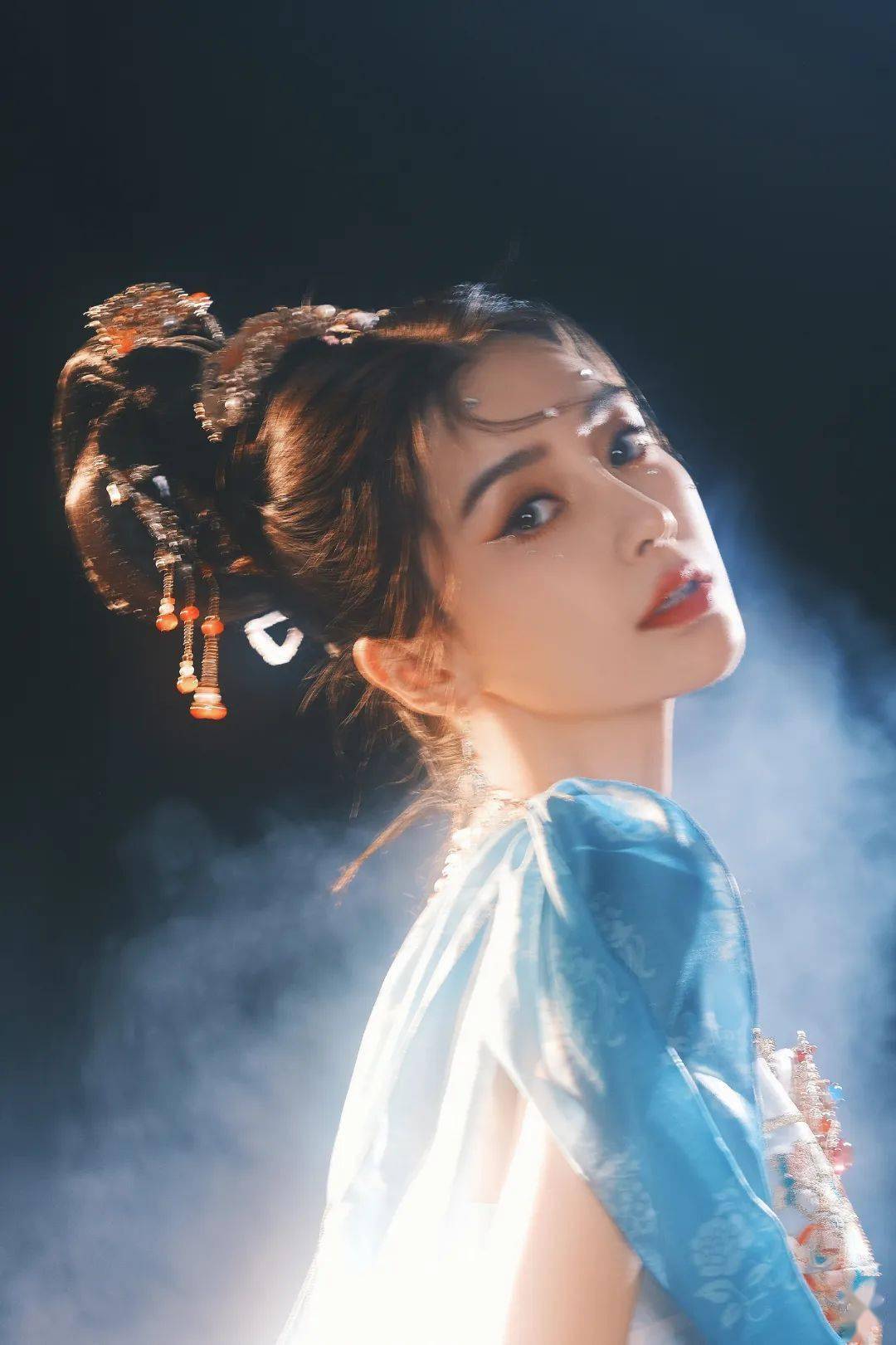 baby被换角？陈牧驰被室友报复？罗云熙带小花？张婧仪得罪粉丝？鞠婧祎借网红衣服？春夏被除名？