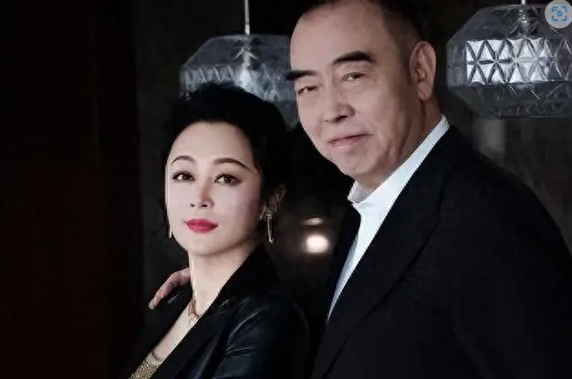 风水轮流转，当年嘲讽倪萍是老女人的陈红，竟落了个这样的下场