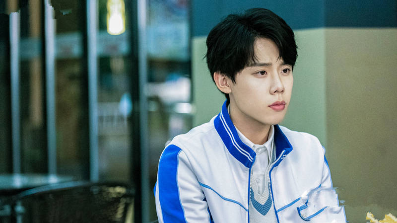 原创            《我和我爸的十七岁》定档，周奇李明德主演，父子兄弟，类型独特