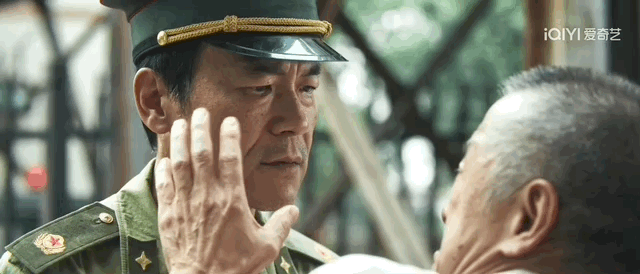 迷雾剧场上新，胡同味悬疑，滋味有点凶猛