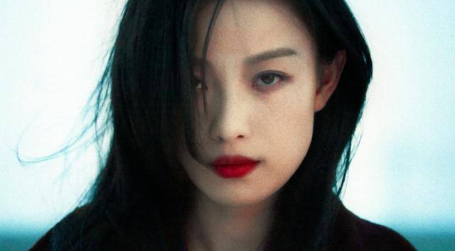 原创            首播热度第一，特效惊艳众网友，倪妮又拿到了一副王炸好剧！