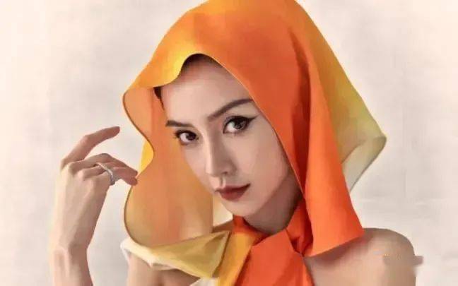【2023.10.30】李金铭综艺有剧本？王一博喜欢的对象？吴谨言资源？刘宇腾讯的资源？elle12月是杨颖？