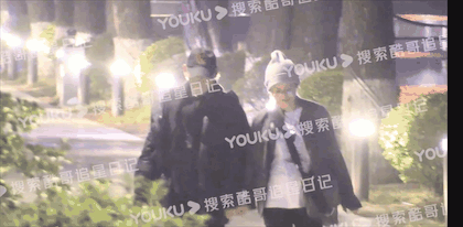 64岁离婚，73岁令小女友怀孕，大导演的情义和江湖