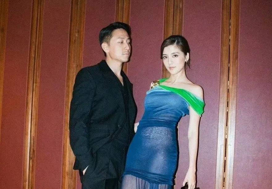 吴千语哭着说对不起妈妈 曾连累妈妈被说“从小教女儿捞钱”