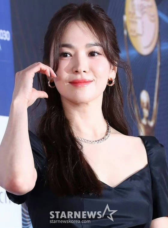 宋慧乔时隔9年重回大银幕 将主演韩影《黑色修女们》讲述驱魔修女的故事