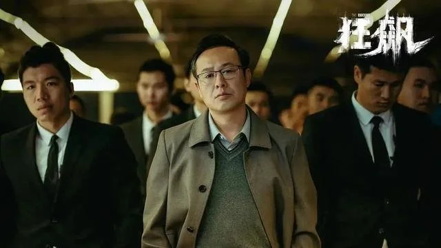 苏小玎膨胀了？开带颜色的玩笑，直播带货接广告，趁着红赚快钱