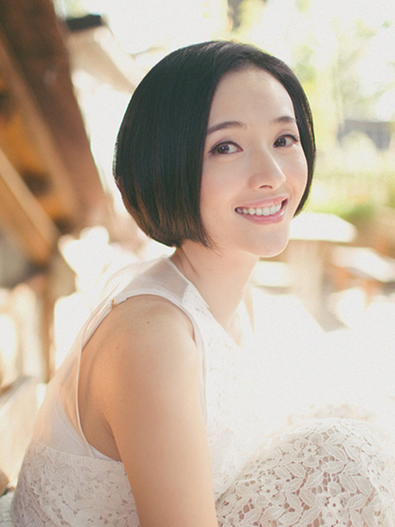 李依玲