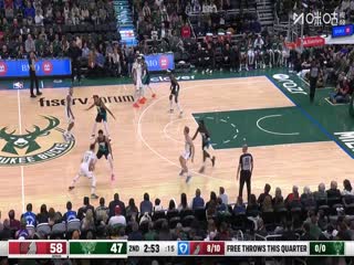 NBA常规赛 开拓者VS雄鹿 20251125